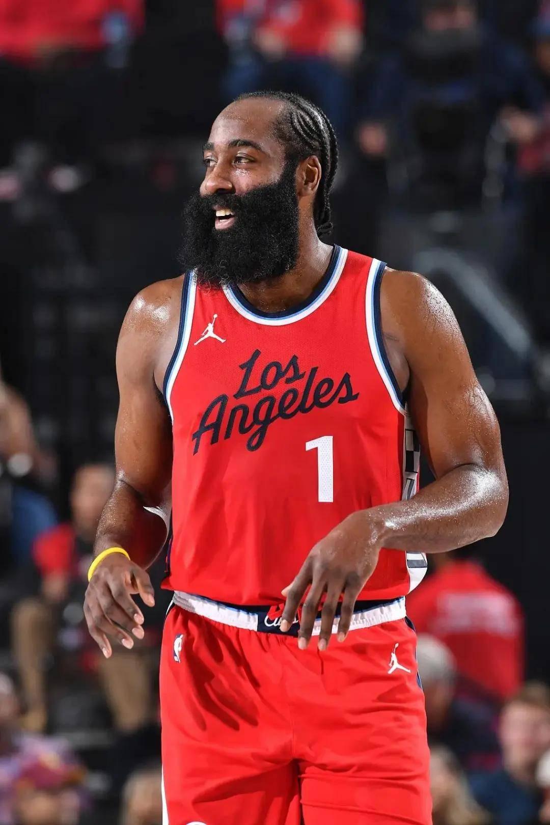 YABO-哈登赛事官方发布比分优势明显新规,老鹰争议不断!的简单介绍